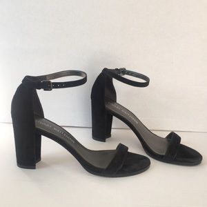 Stuart Weitzman - Nearlynude Sandals